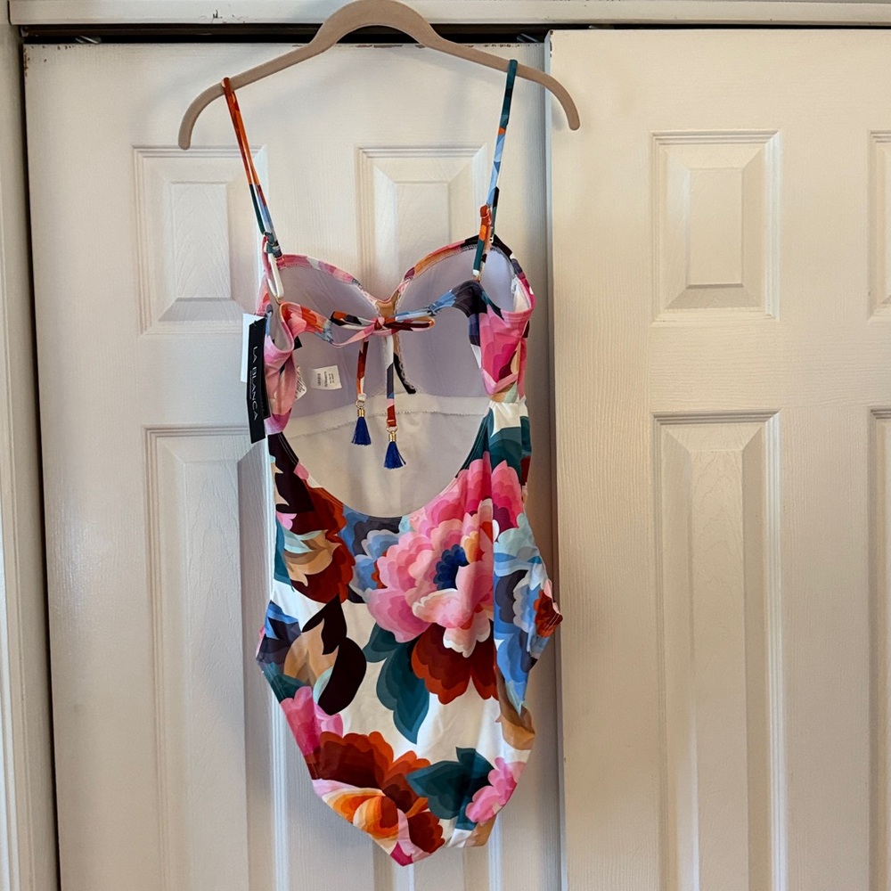 La Blanca Women's NWT Bandeau One Piece, open back Swimsuit, Multicolored - Picture 3 of 4